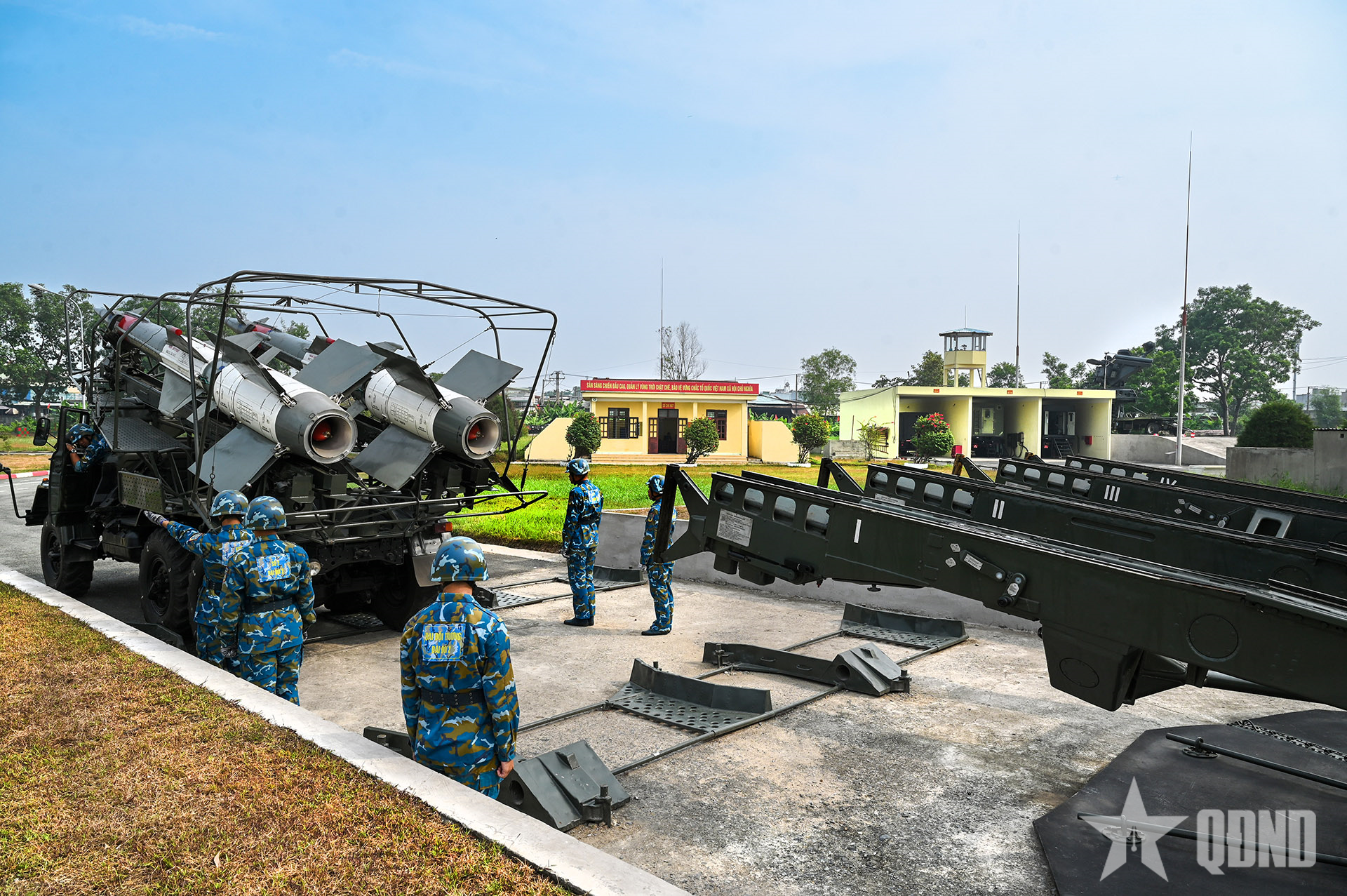 Tiểu đoàn 166 canh trời ngày xuân